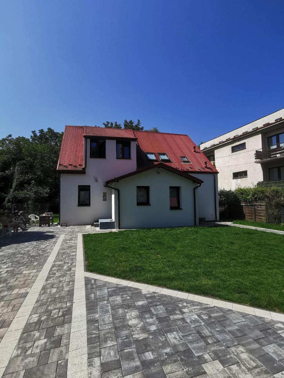 Dom Z Ogrodem I Prywatnym Parkingiem W Krakowie Apartment *